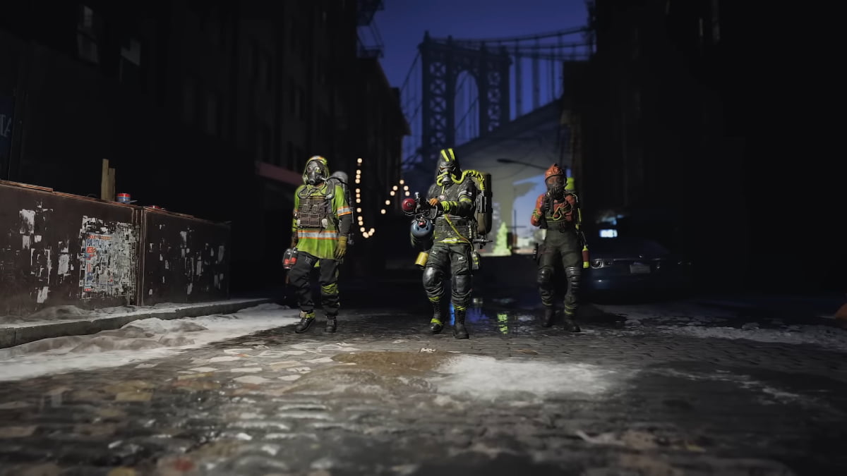 Cleaners walking down an alley with weapons